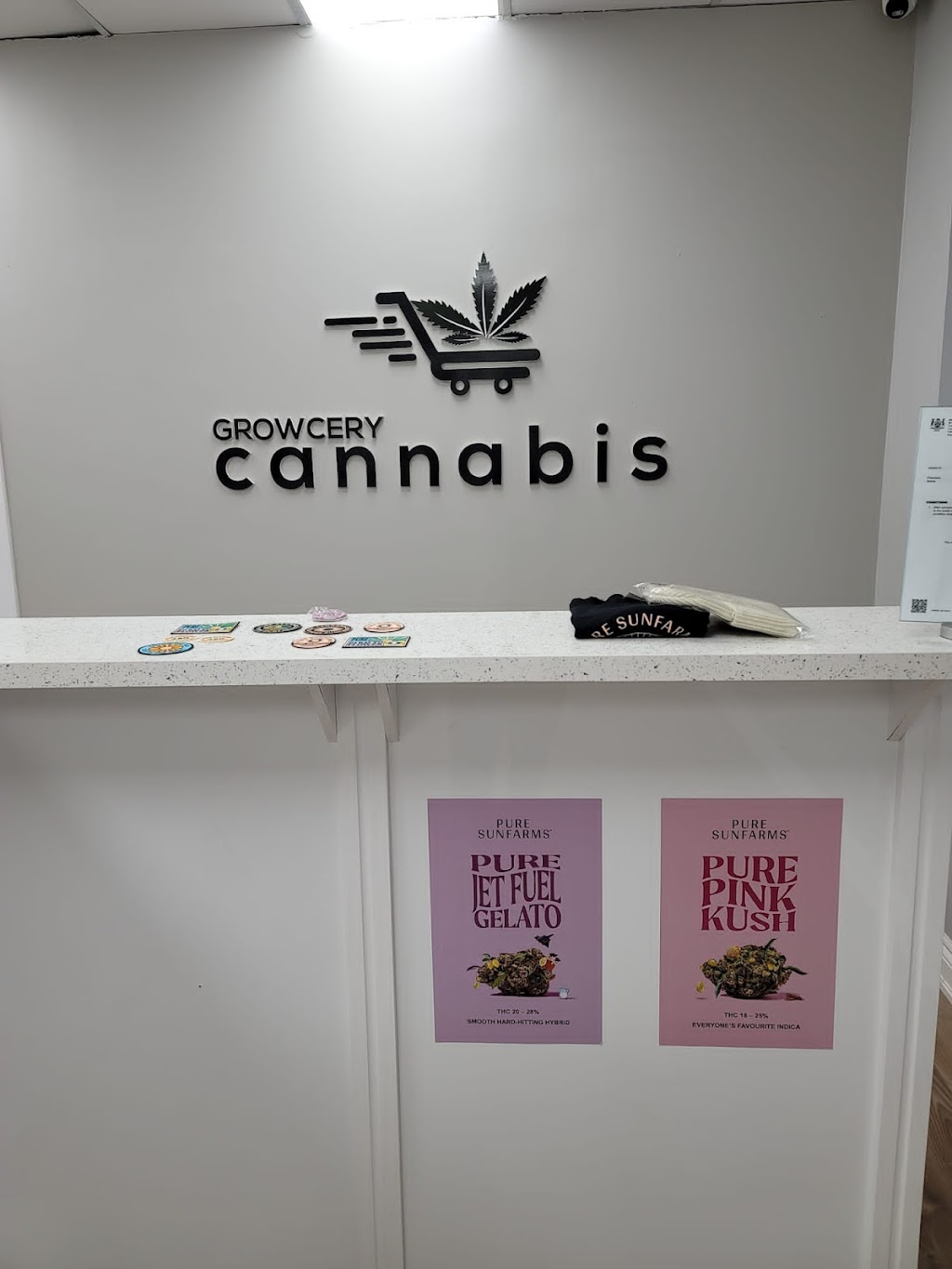 Growcery Cannabis | 178 Queen St W, Brampton, ON L6X 1V6, Canada | Phone: (437) 335-3873
