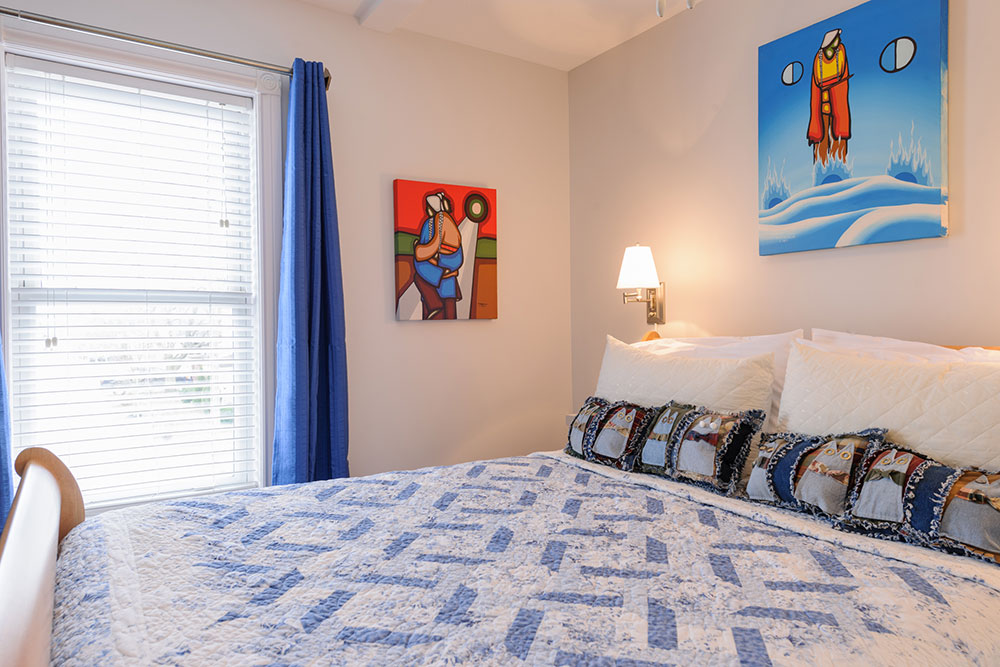 The Shady Nook | 64 Earl St, Stratford, ON N5A 6G2, Canada | Phone: (519) 273-1771