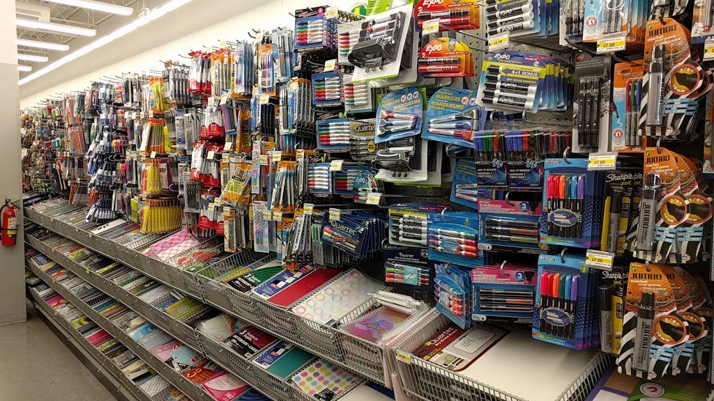 Dollarama | 880 10th St, Hanover, ON N4N 1S3, Canada | Phone: (519) 364-3459