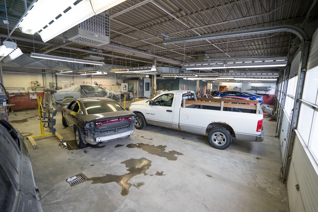 Murray Collision Centre | 300 Pembina Hwy, Winnipeg, MB R3L 0R3, Canada | Phone: (204) 272-4457