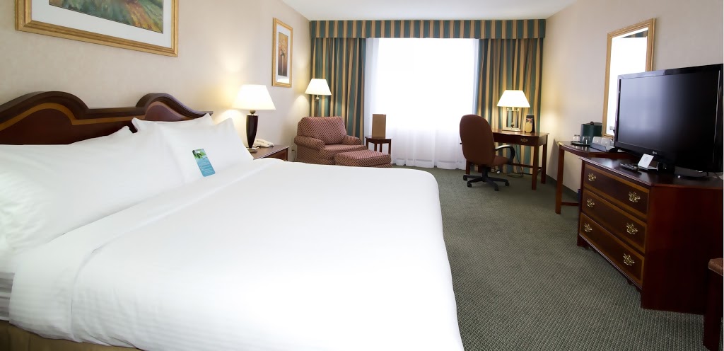Sawridge Inn | 4235 Gateway Blvd NW, Edmonton, AB T6J 5H2, Canada | Phone: (780) 438-1222