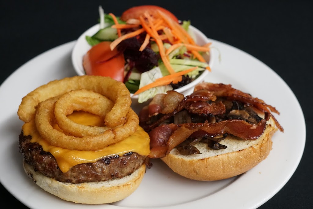 Manos Restaurant & Lounge | 1820 8 St E, Saskatoon, SK S7H 0T6, Canada | Phone: (306) 955-5555