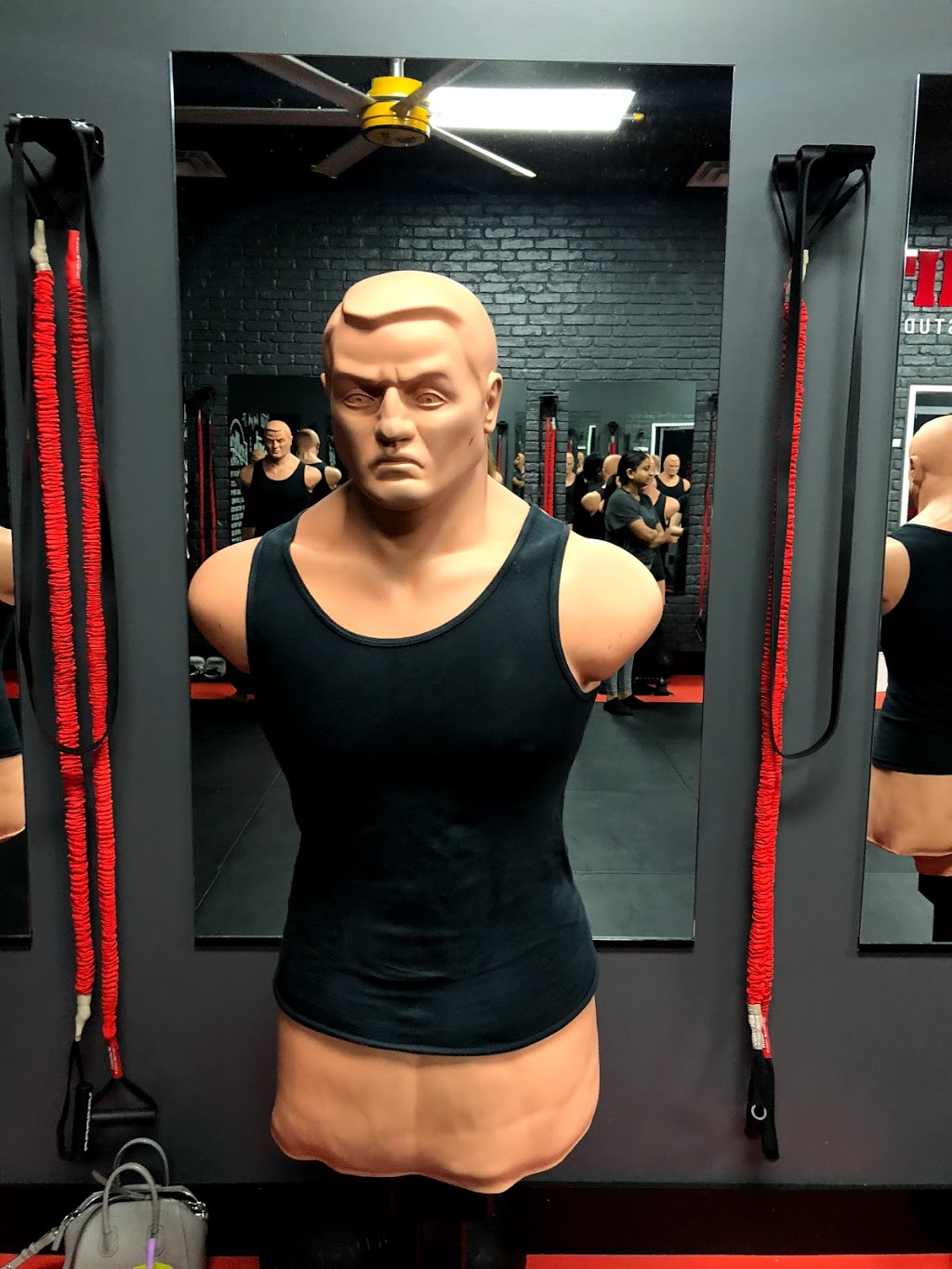 Big Hit Kickboxing Studios | 165 Fort York Blvd, Toronto, ON M5V 0C7, Canada | Phone: (647) 748-2448