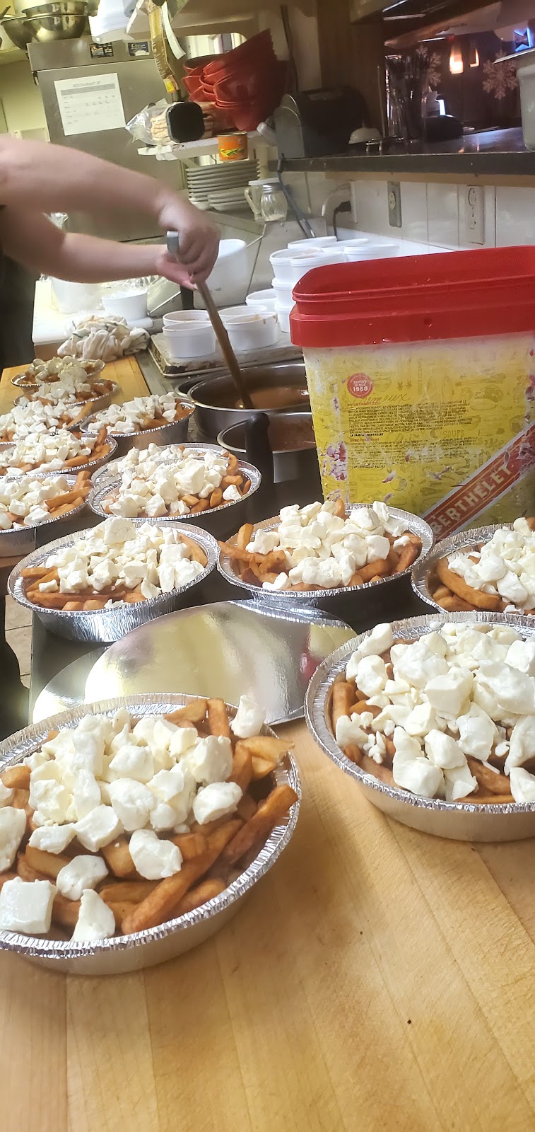 Restaurant 3P | 199 Boulevard Baril O, Princeville, QC G6L 3W1, Canada | Phone: (819) 505-3232