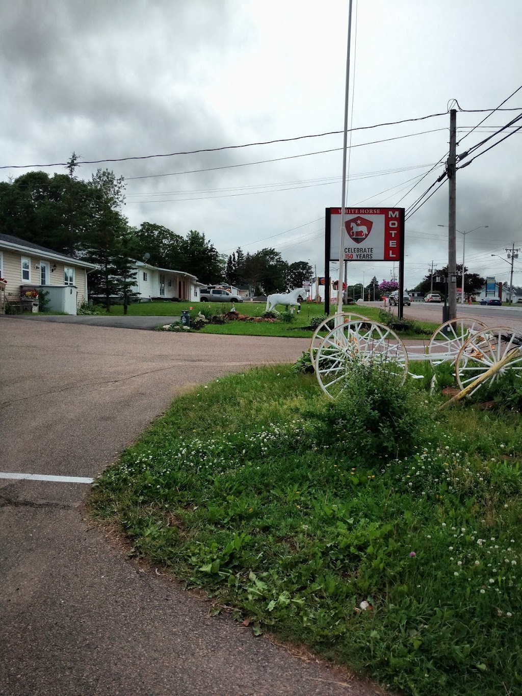 The White Horse Motel | 544 Capital Dr, Cornwall, PE C0A 1H0, Canada | Phone: (902) 566-2675