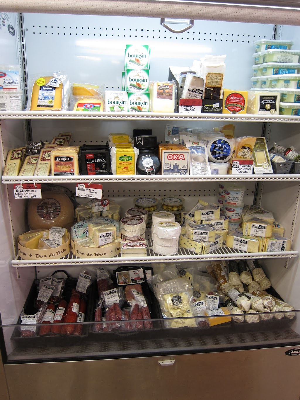 Dwight Market Pharmacy | 2836 ON-60, Dwight, ON P0A 1H0, Canada | Phone: (705) 635-2551