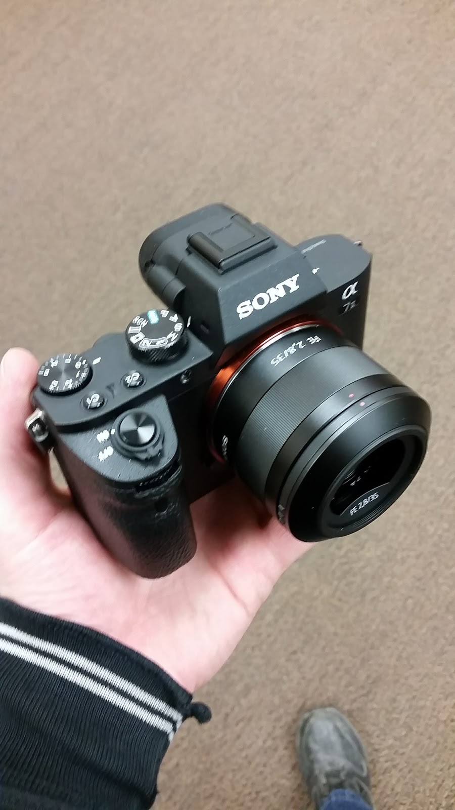 Kerrisdale Cameras Ltd - Victoria | 3531 Ravine Way, Victoria, BC V8X 4Z1, Canada | Phone: (250) 475-2066