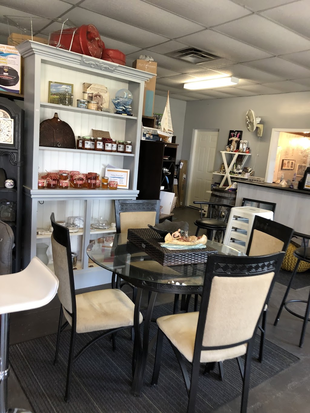 Turn Around Collectables | 277 Chatham St S, Blenheim, ON N0P 1A0, Canada | Phone: (226) 627-0252