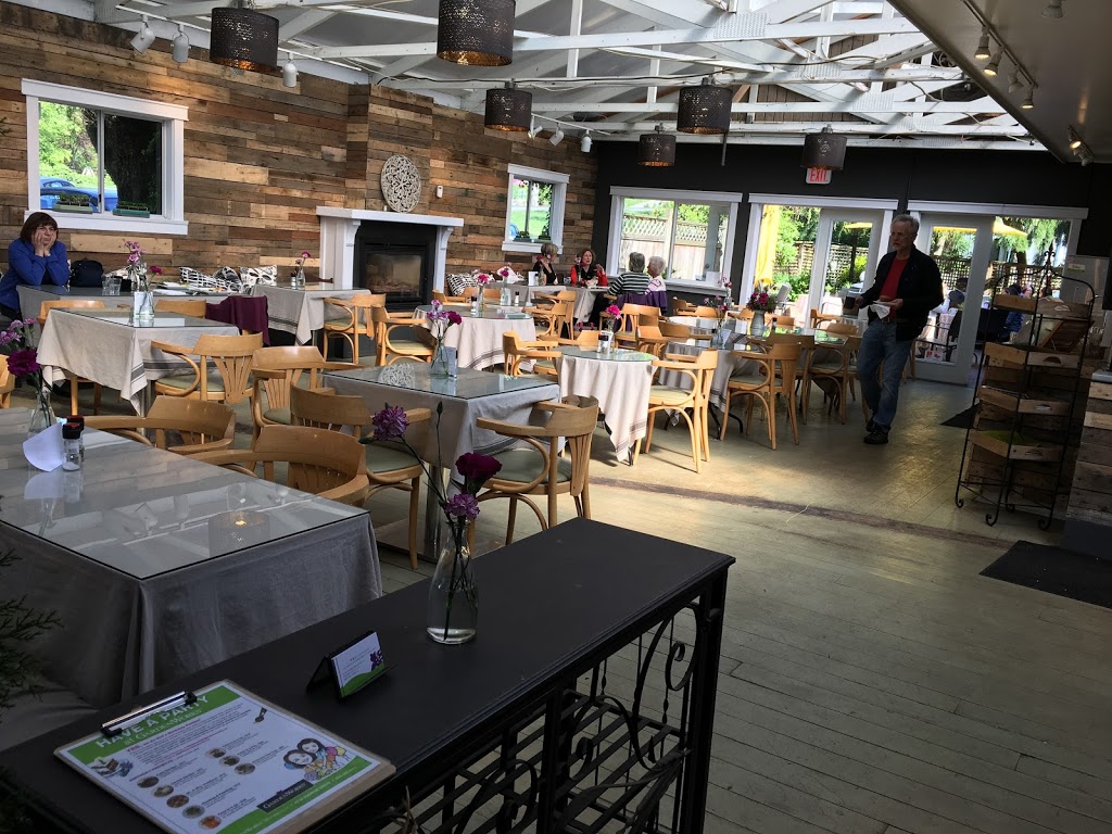 Café at Mandeville | Burnaby, BC V5J 3G6, Canada | Phone: (604) 434-4111 ext. 854