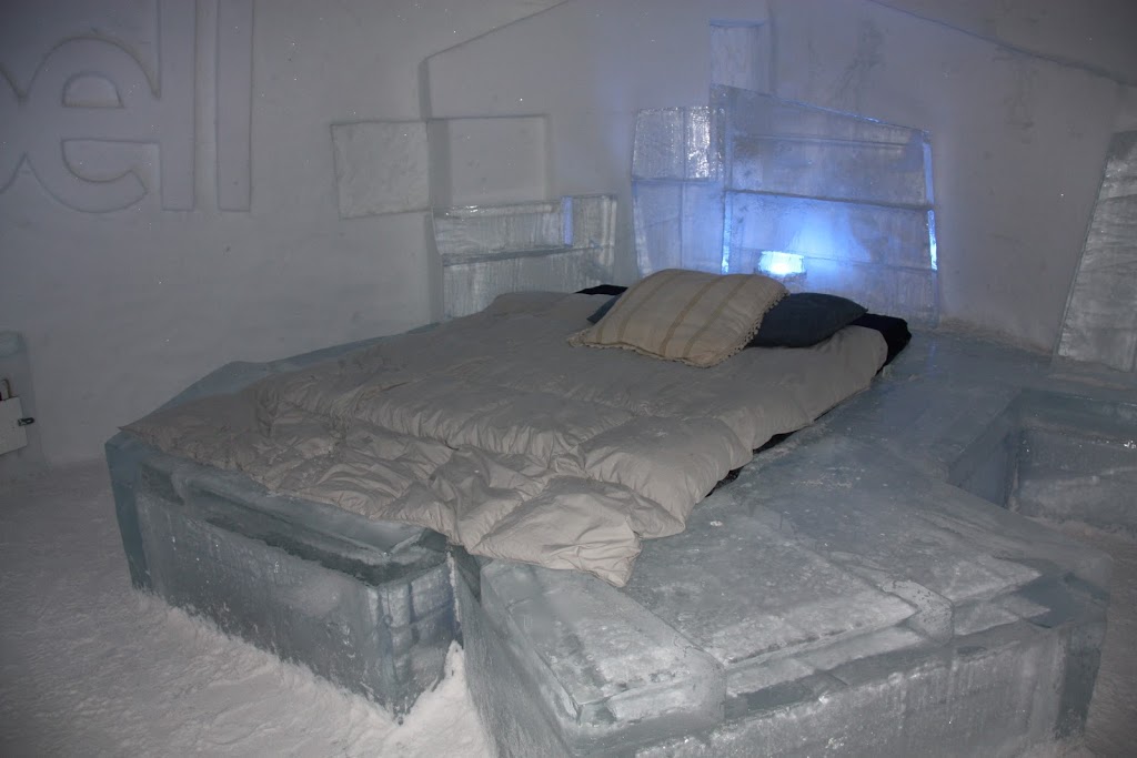 Hôtel de Glace | 1860 Boulevard Valcartier, Saint-Gabriel-de-Valcartier, QC G0A 4S0, Canada | Phone: (418) 844-2200