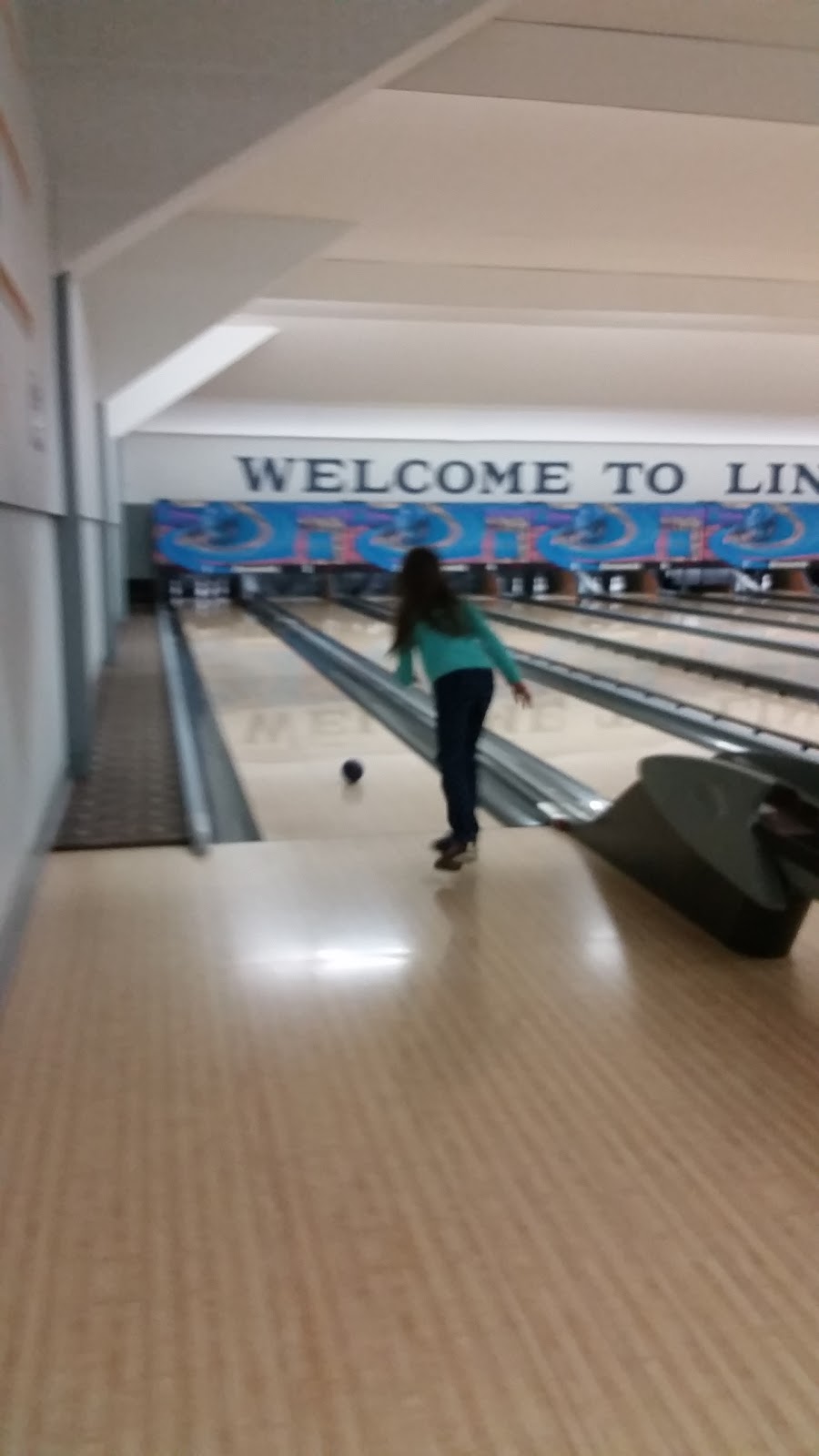 Lincoln Lanes (1969) Ltd | 3510 25 Ave, Vernon, BC V1T 1P3, Canada | Phone: (250) 542-9837