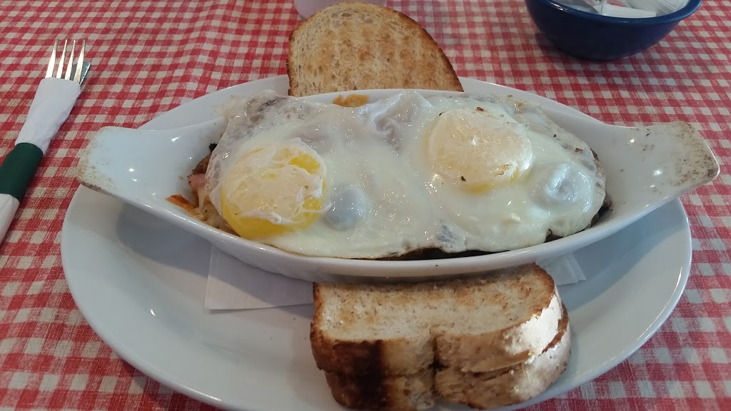 Colleens Diner | 102 Service Rd, Hwy 1, Balgonie, SK S0G 0E0, Canada | Phone: (306) 771-4525
