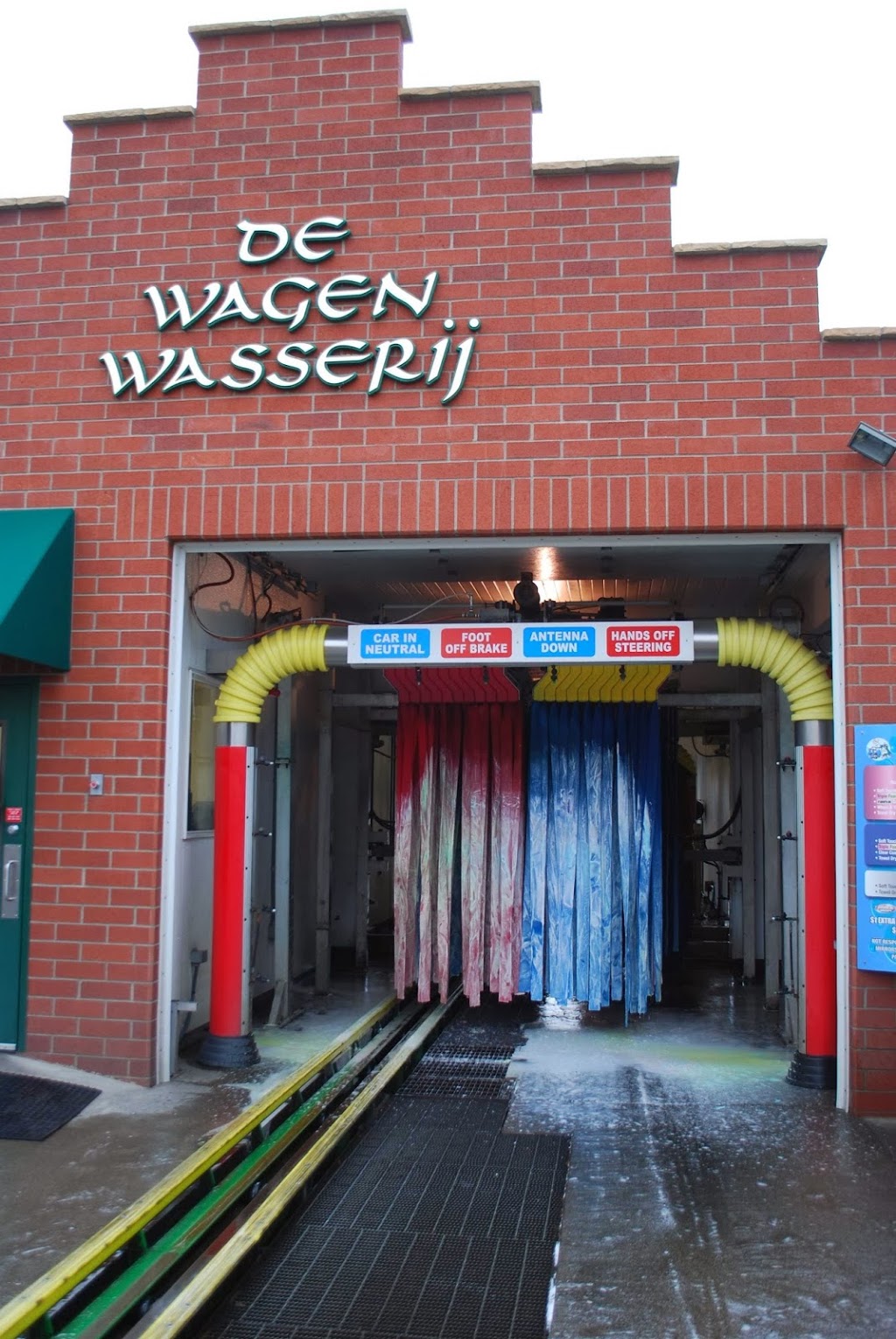 De Wagen Wasserij | 119 Grover St, Lynden, WA 98264, USA | Phone: (360) 354-8731