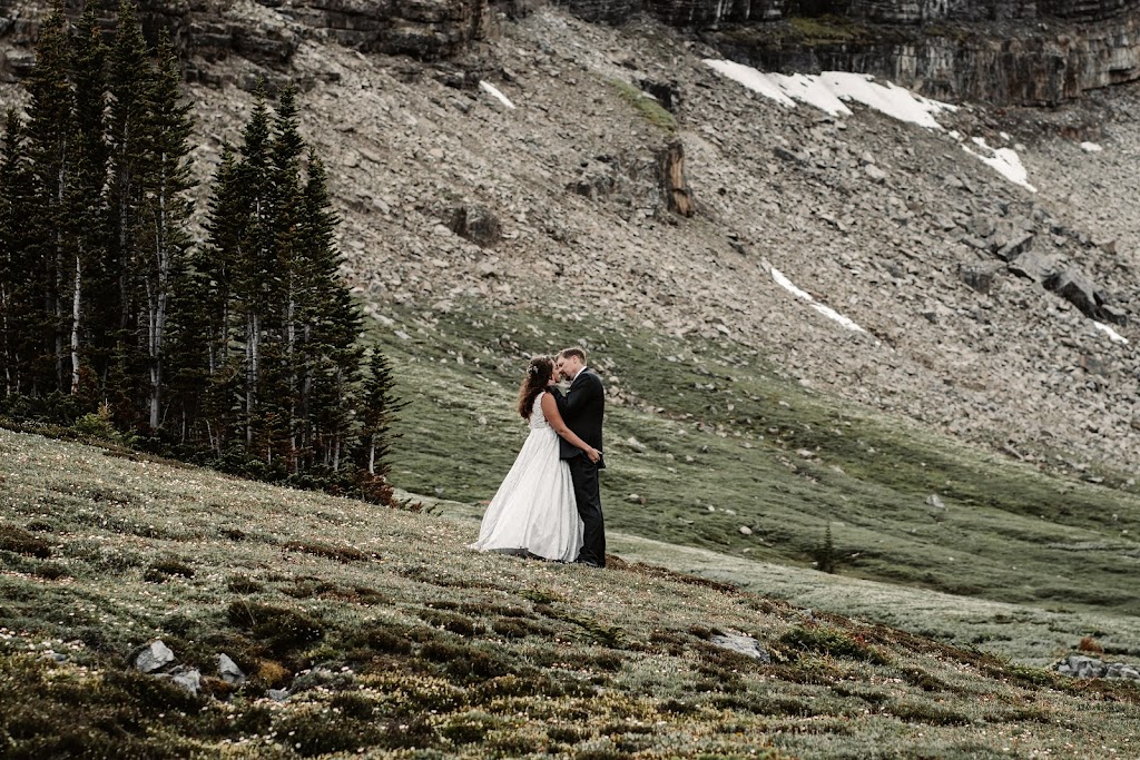 The Camera Crew Co | 316 Wolf Creek Manor SE, Calgary, AB T2X 4V4, Canada | Phone: (403) 466-9670
