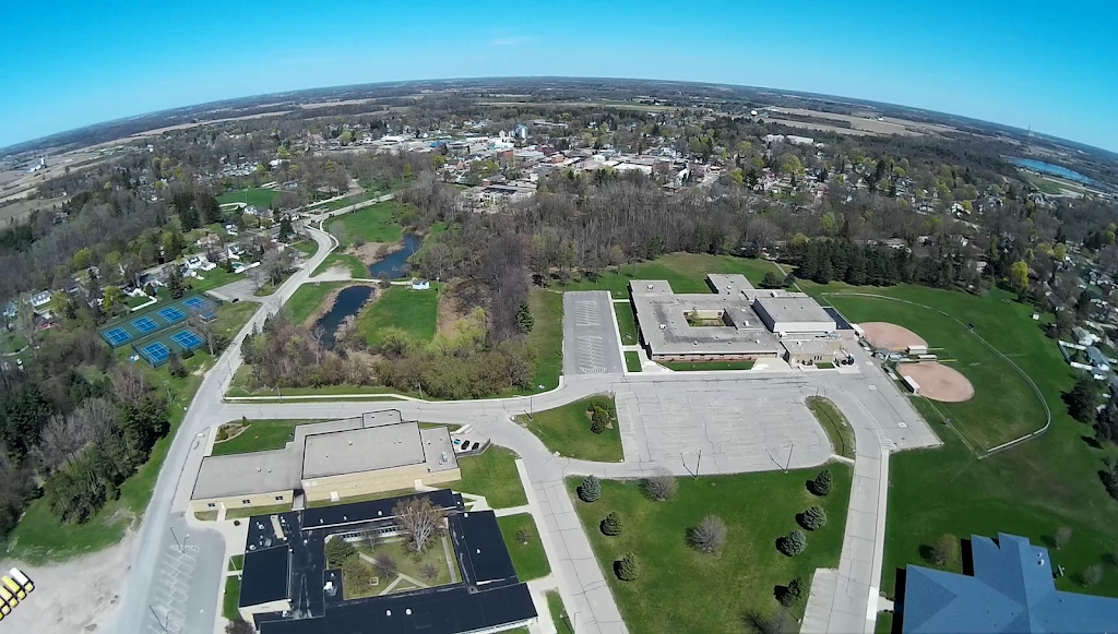 Yale High School | 247 School Dr, Yale, MI 48097, USA | Phone: (810) 387-3231