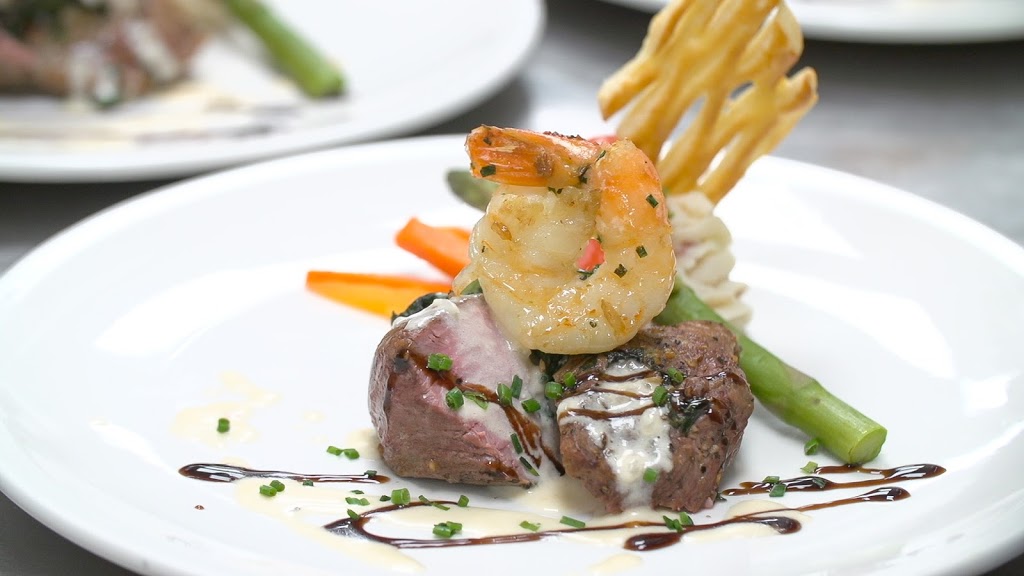 Resto-Bar Le Commandant | 1688 Route de lAéroport, Québec, QC G2G 0K1, Canada | Phone: (418) 204-2145