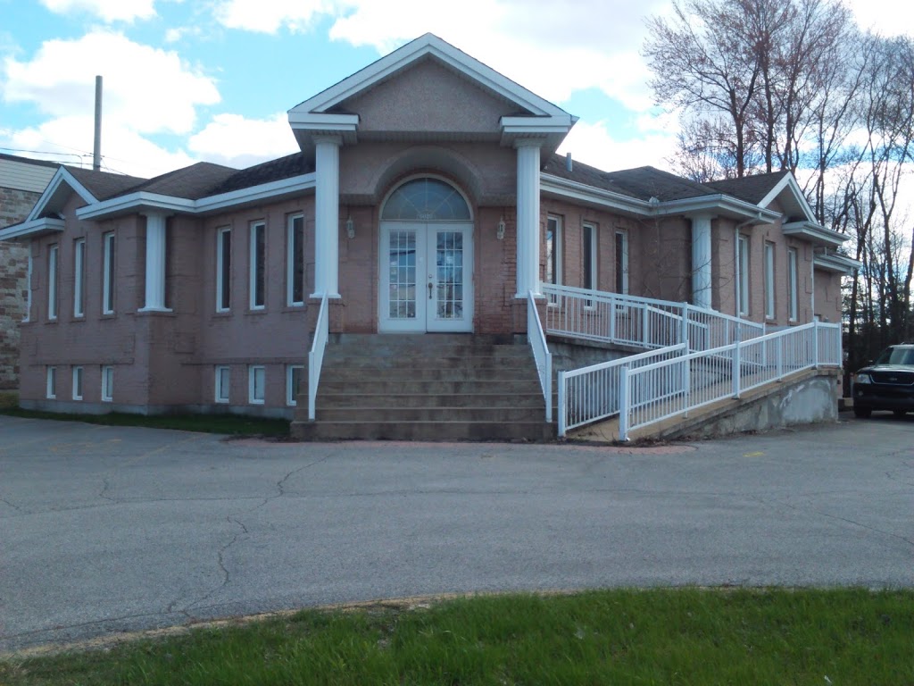 Centre Giovanni Joshua JP-Louissaint | 6020 Boulevard Laurier, Terrebonne, QC J7M 0A1, Canada | Phone: (514) 850-9715