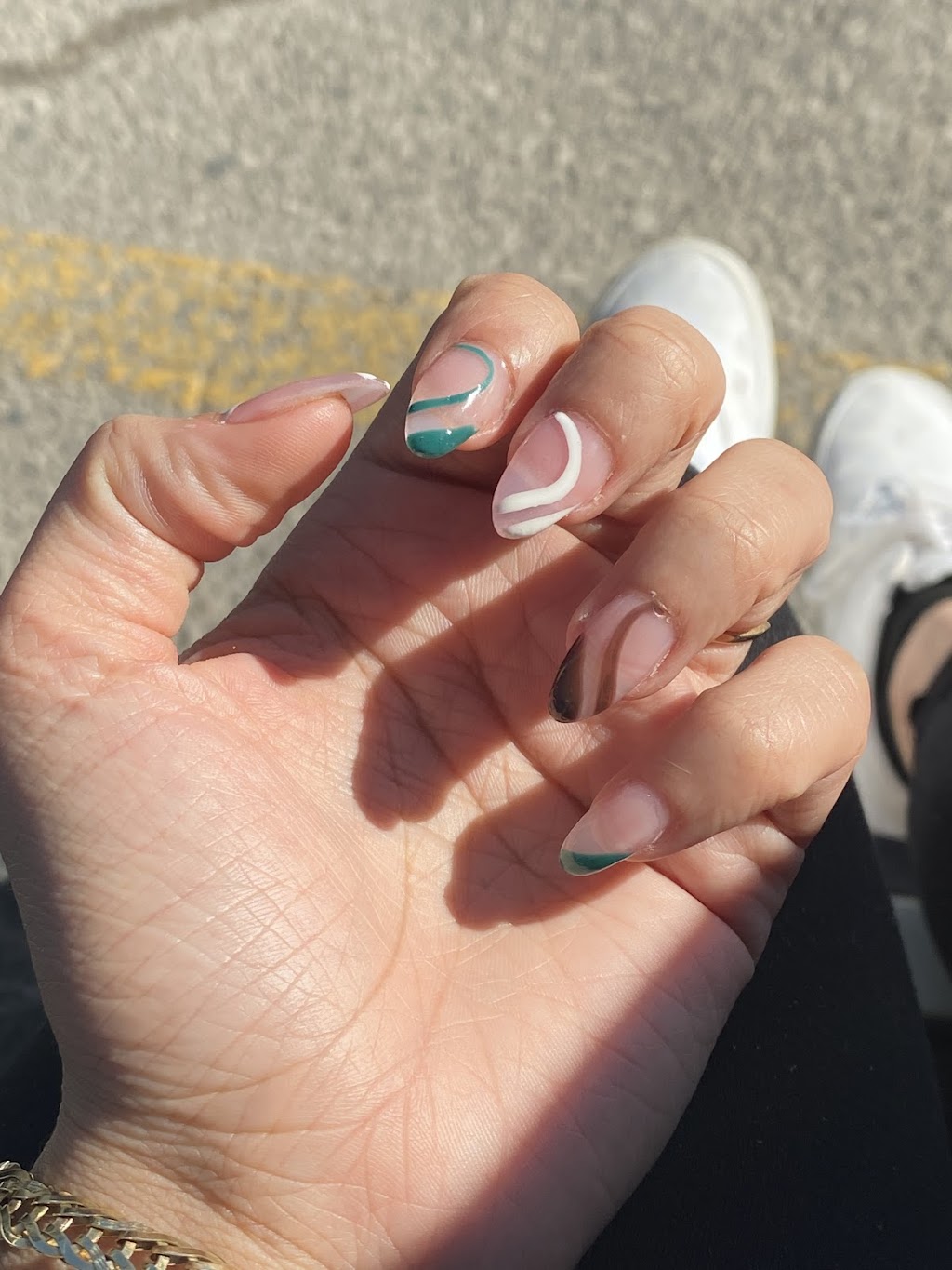 Dianas Nails | 769 Southdale Rd E, London, ON N6E 3B9, Canada | Phone: (519) 690-1081