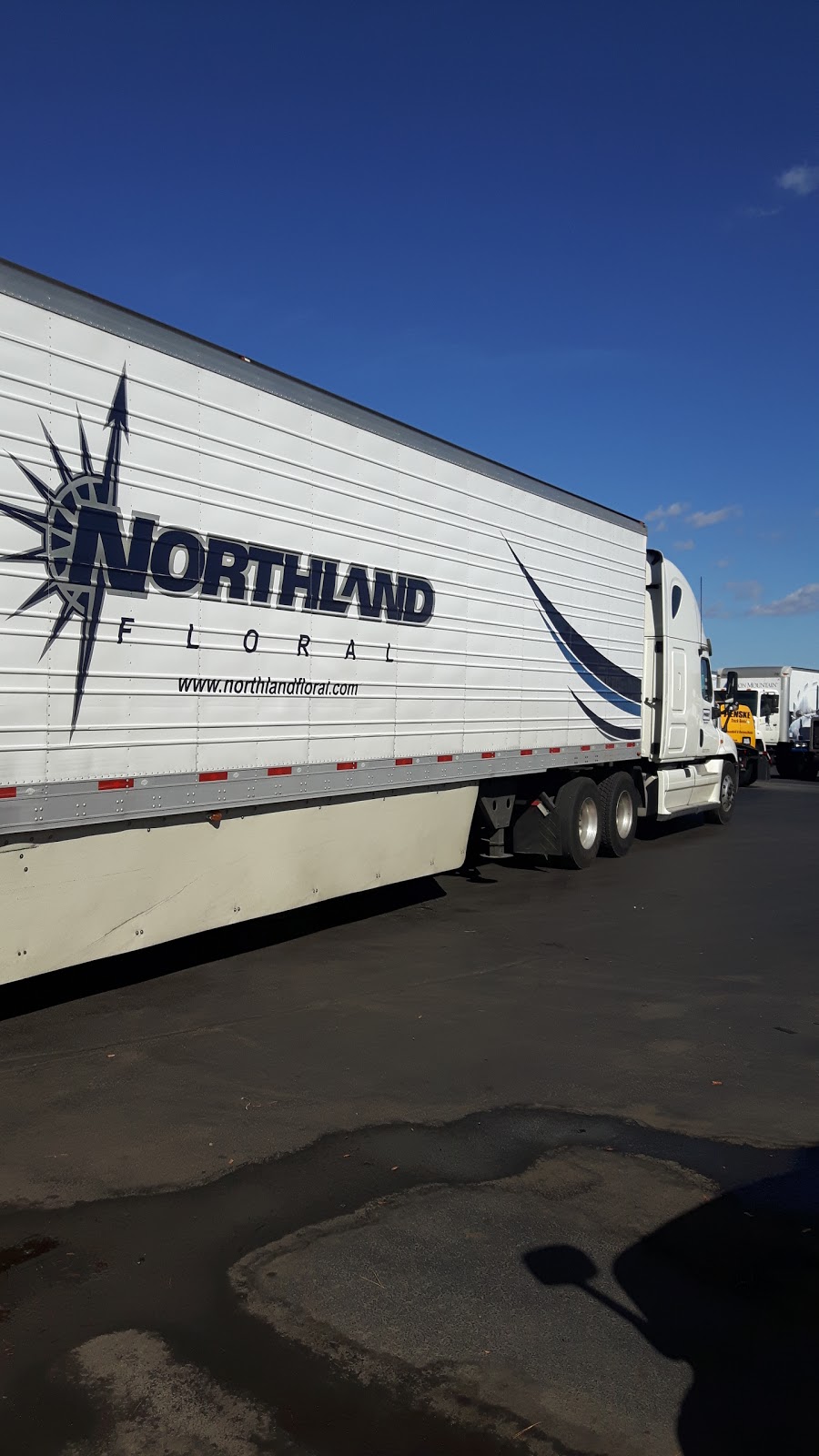 Penske Truck Rental | 1815 Ironstone Dr, Burlington, ON L7L 5T8, Canada | Phone: (905) 336-9679