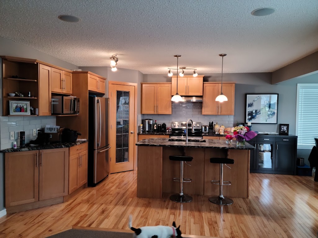 Ross Painting | 303 Macleod Trail W, De Winton, AB T1S 5J4, Canada | Phone: (587) 999-2729