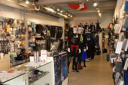 The Dive Outfitters | 11781 156 St NW, Edmonton, AB T5M 3N4, Canada | Phone: (780) 483-0044