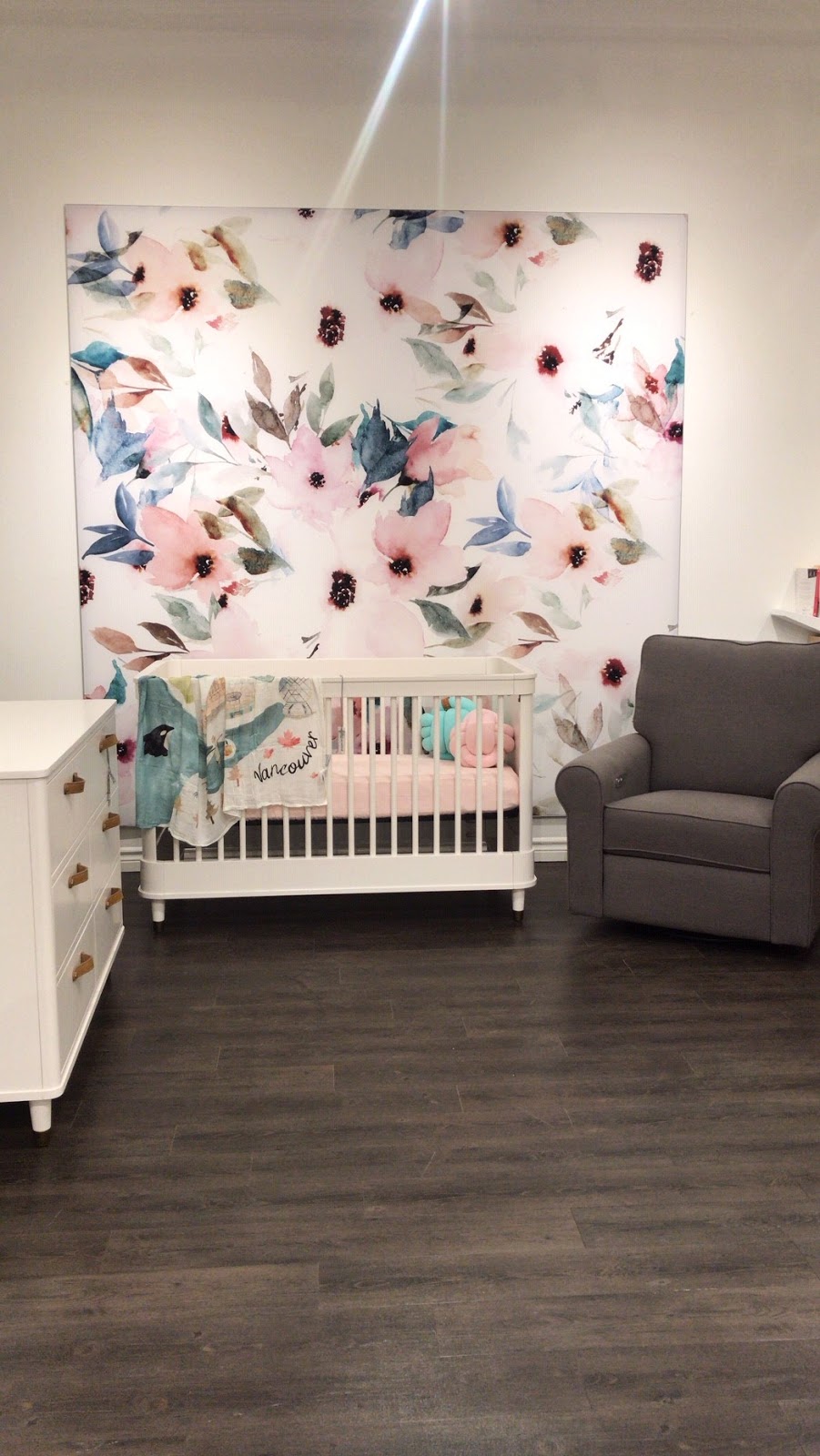Nestled by Snuggle Bugz - Burlington | 3245 Fairview St Unit #2, Burlington, ON L7N 3L1, Canada | Phone: (905) 637-4546
