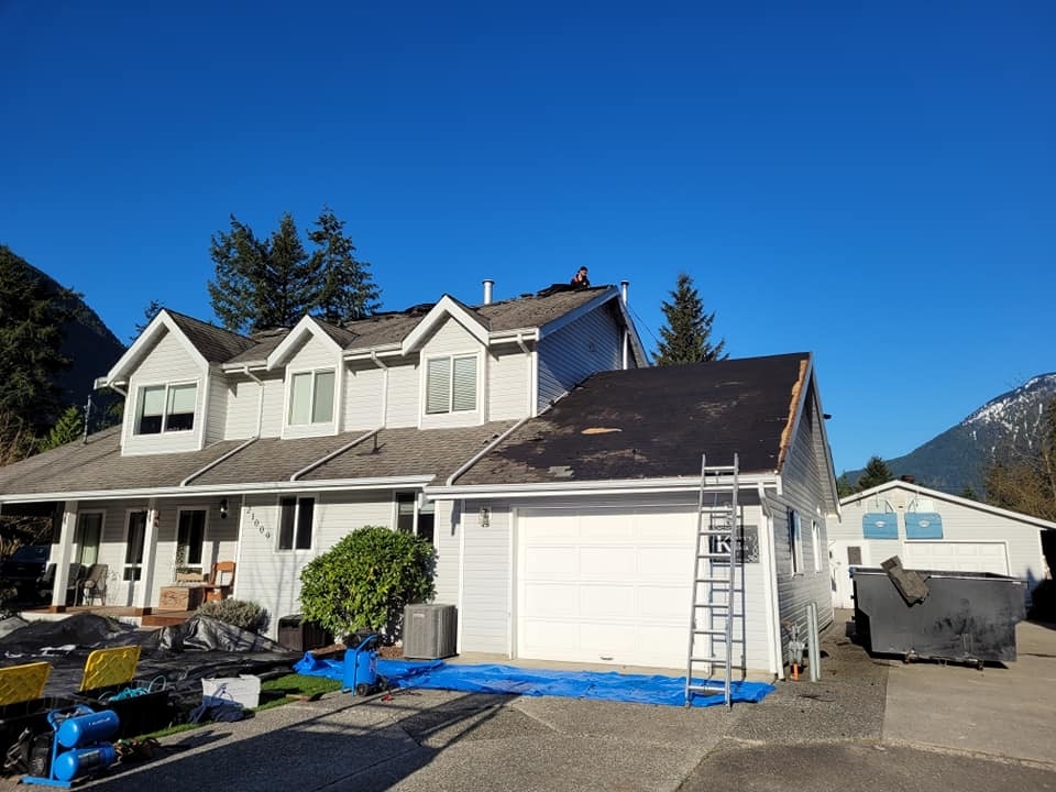 Spartan Roofing | 194 St, Surrey, BC V4N 6J7, Canada | Phone: (778) 957-7663