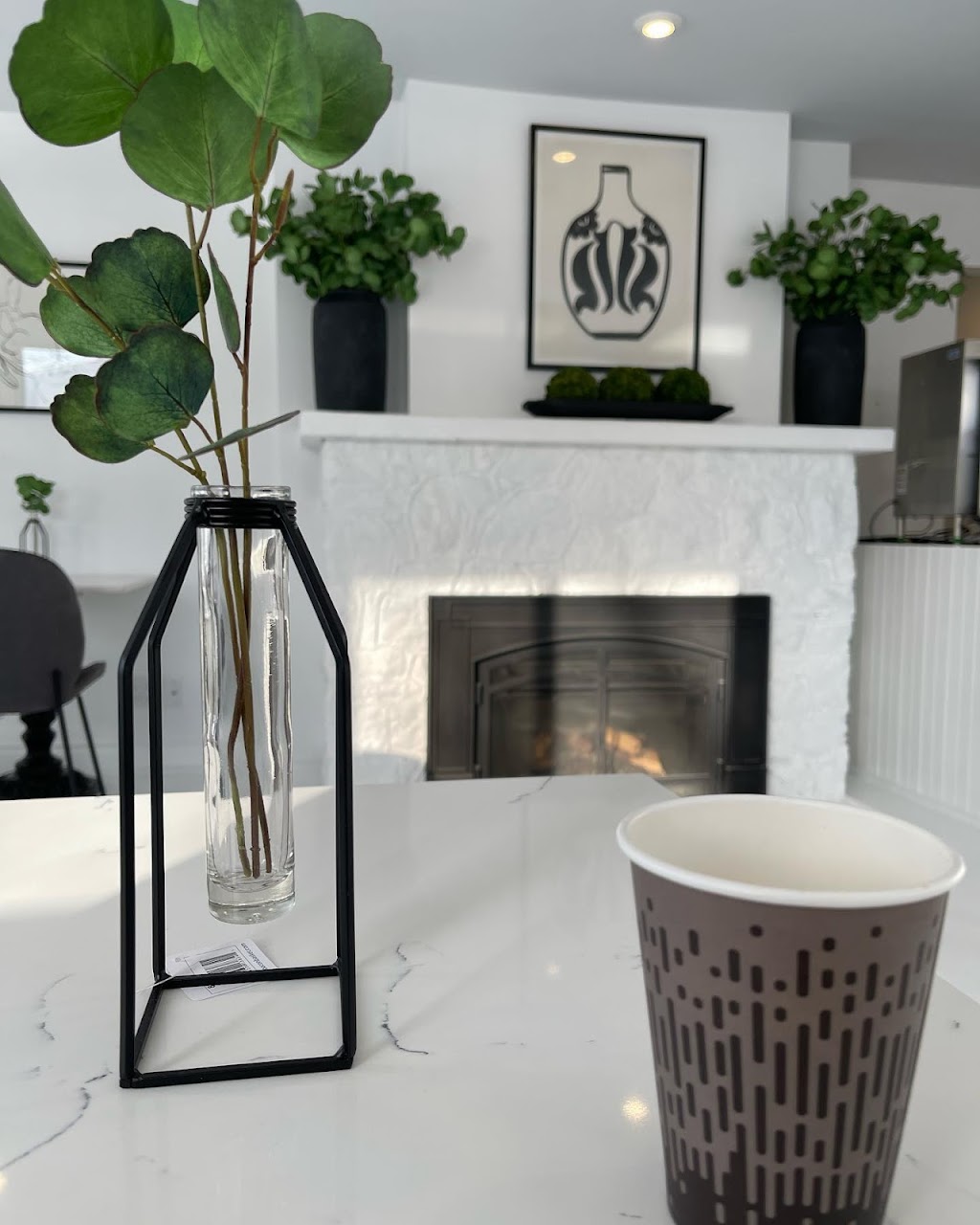 White Cottage Cafe | 45 Lindsay St, Fenelon Falls, ON K0M 1N0, Canada | Phone: (705) 887-7775