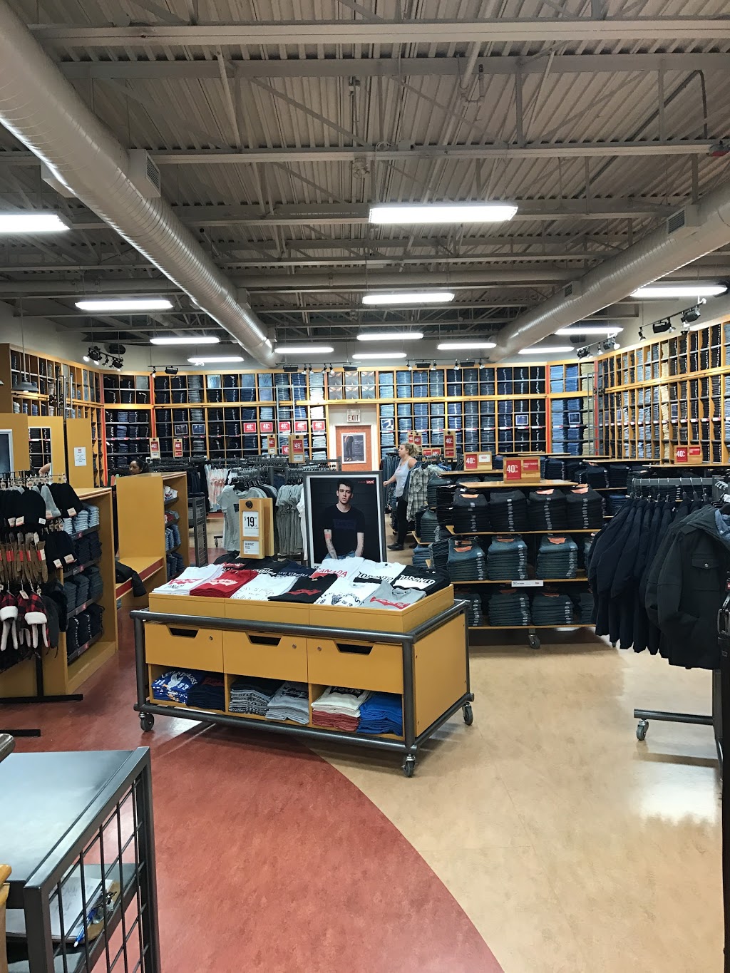 levi's store mississauga