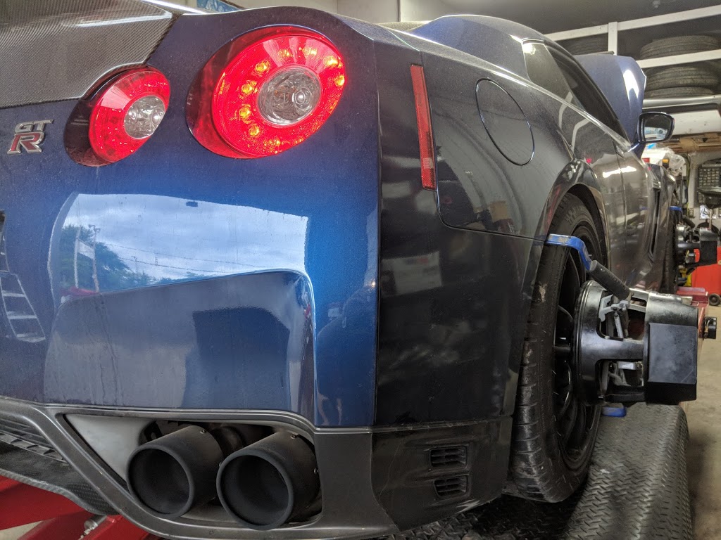 Evolution Tuning | 1079 Chemin de Montréal O, Gatineau, QC J8M 1P1, Canada | Phone: (819) 669-3444