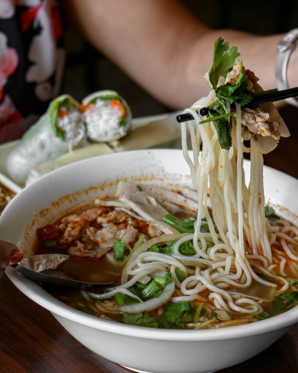 Lotus Thai & Vietnamese Cuisine | 280 Mud St W, Stoney Creek, ON L8J 3Z6, Canada | Phone: (905) 561-1888