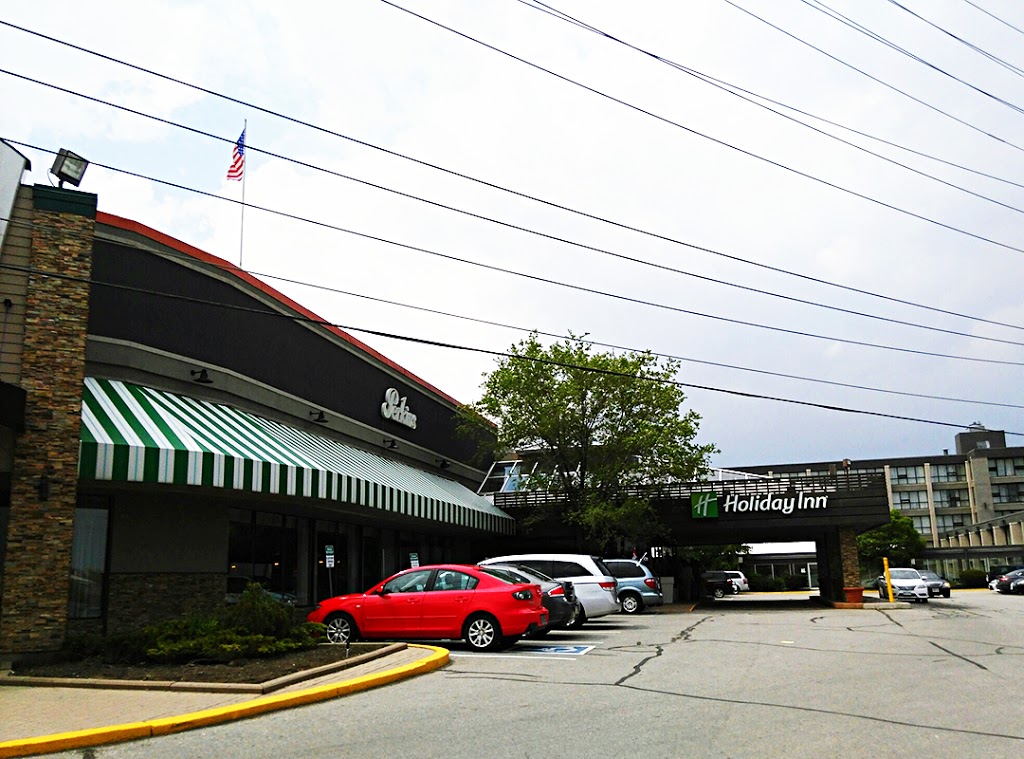 Holiday Inn Toronto Airport East | 600 Dixon Rd, Etobicoke, ON M9W 1J1, Canada | Phone: (416) 240-7511