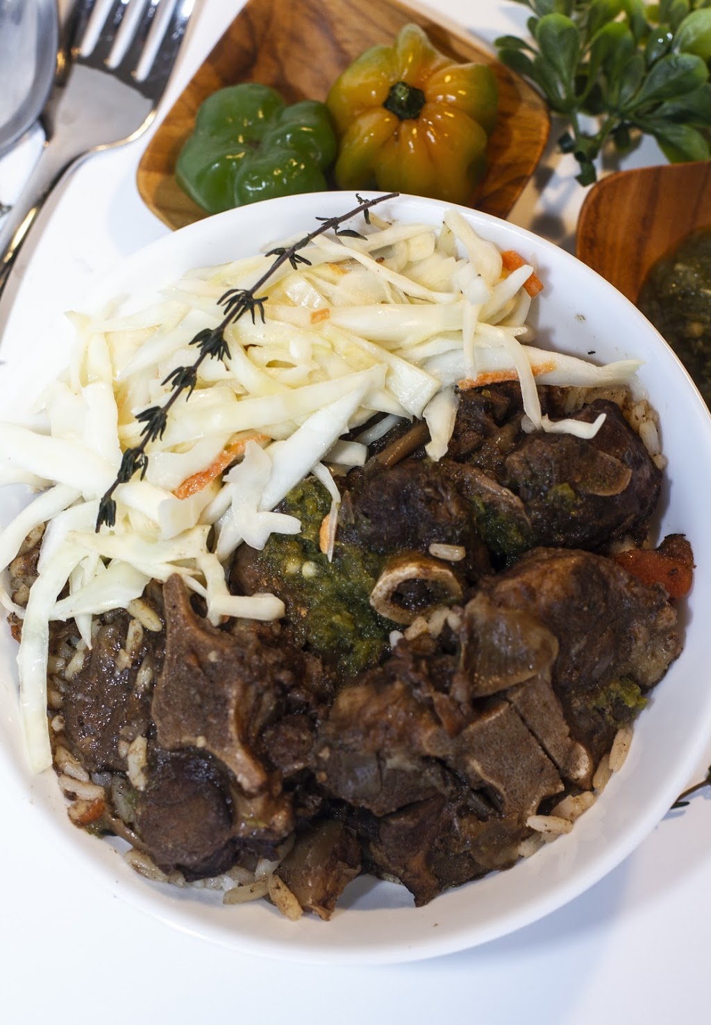 Allwyns | 976 The Queensway, Etobicoke, ON M8Z 1P6, Canada | Phone: (647) 351-0688