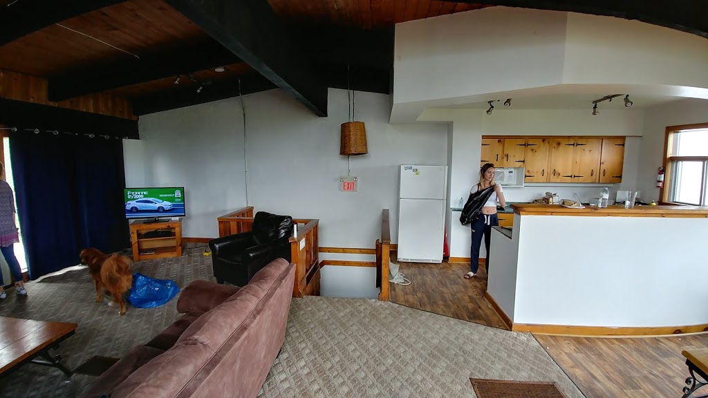 Blue Mountain House Chalet Rental | 141 Tyrolean Ln, The Blue Mountains, ON L9Y 0N7, Canada | Phone: (705) 444-0424