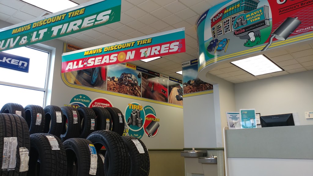 Mavis Discount Tire | 7050 Transit Rd, Williamsville, NY 14221, USA | Phone: (716) 631-3590