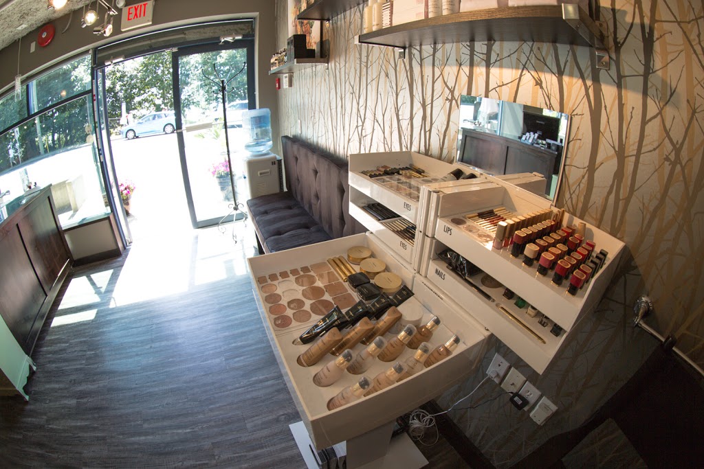 Mystique Hair Design | 15621 Marine Dr, White Rock, BC V4B 1E1, Canada | Phone: (604) 542-3616