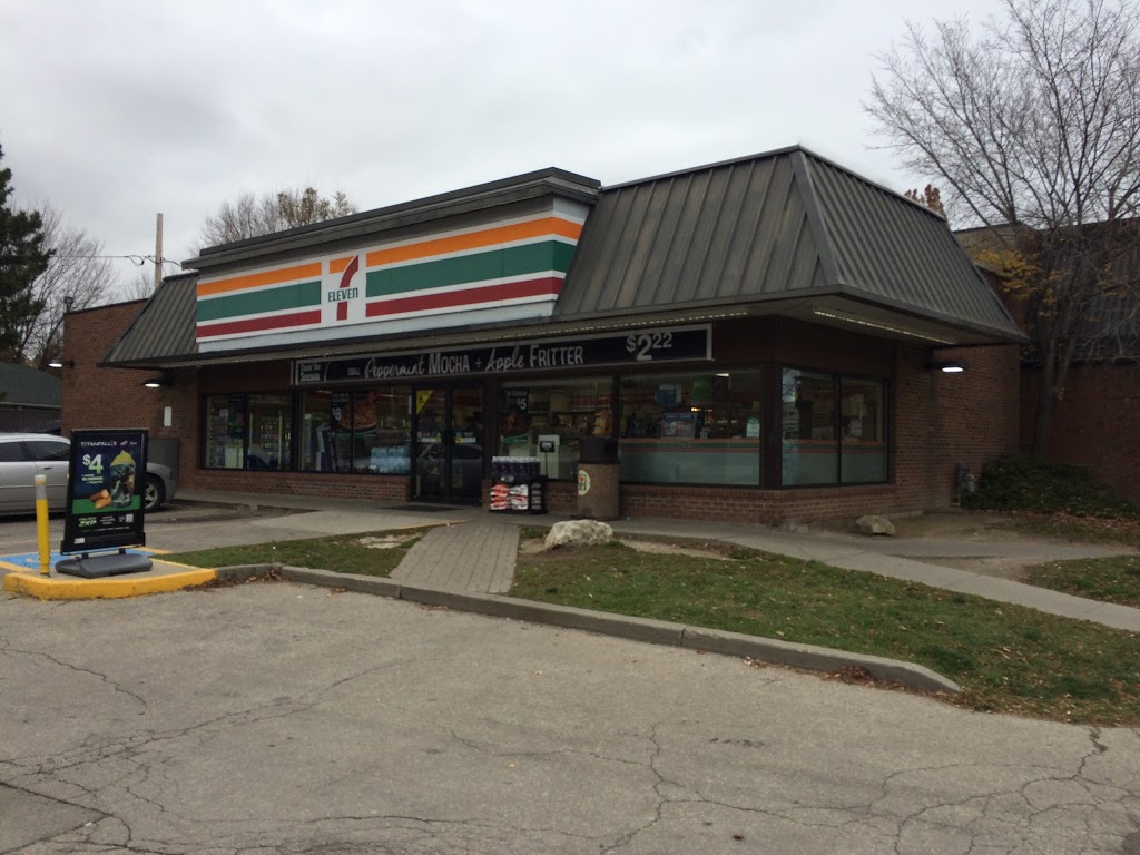 7-Eleven | 2480 Lake Shore Blvd W, Etobicoke, ON M8V 1C9, Canada | Phone: (416) 259-9452