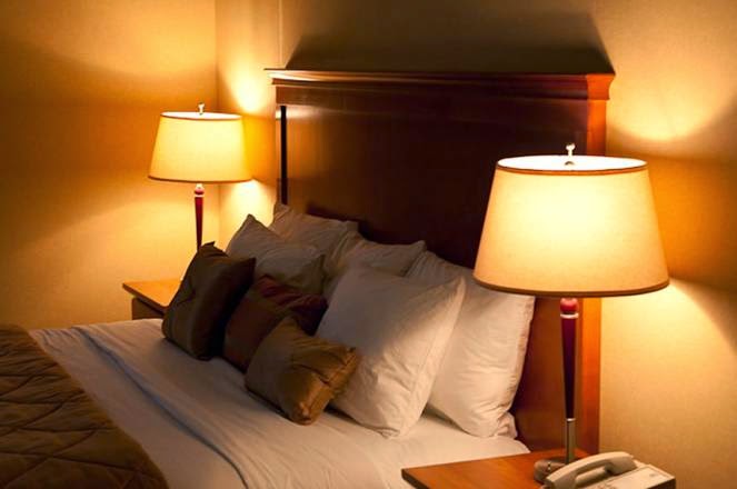 Executive Royal Hotel Edmonton | 10010 178 St NW, Edmonton, AB T5S 1T3, Canada | Phone: (780) 484-6000