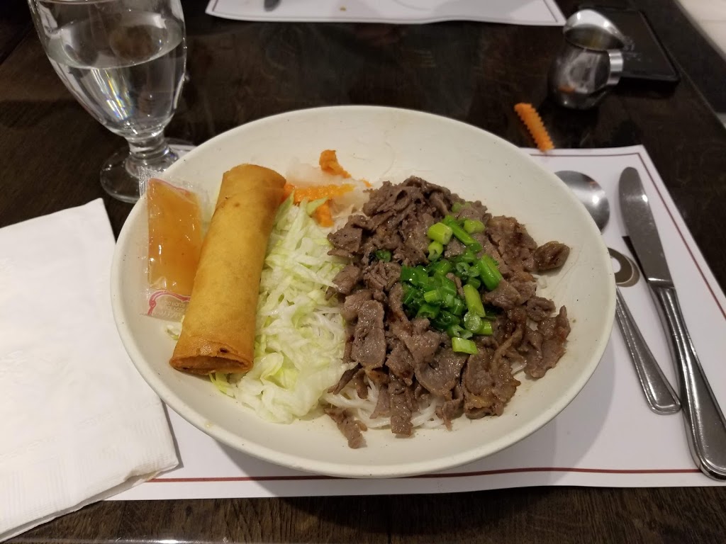 Soupebol | 1866 Boulevard des Sources, Pointe-Claire, QC H9R 5B1, Canada | Phone: (514) 426-1688
