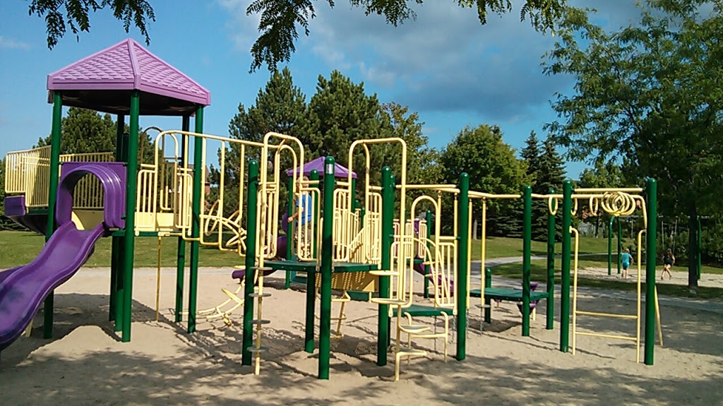 Golden Meadow Park | 139 Hurst Dr, Barrie, ON L4N 8K2, Canada | Phone: (705) 739-4255