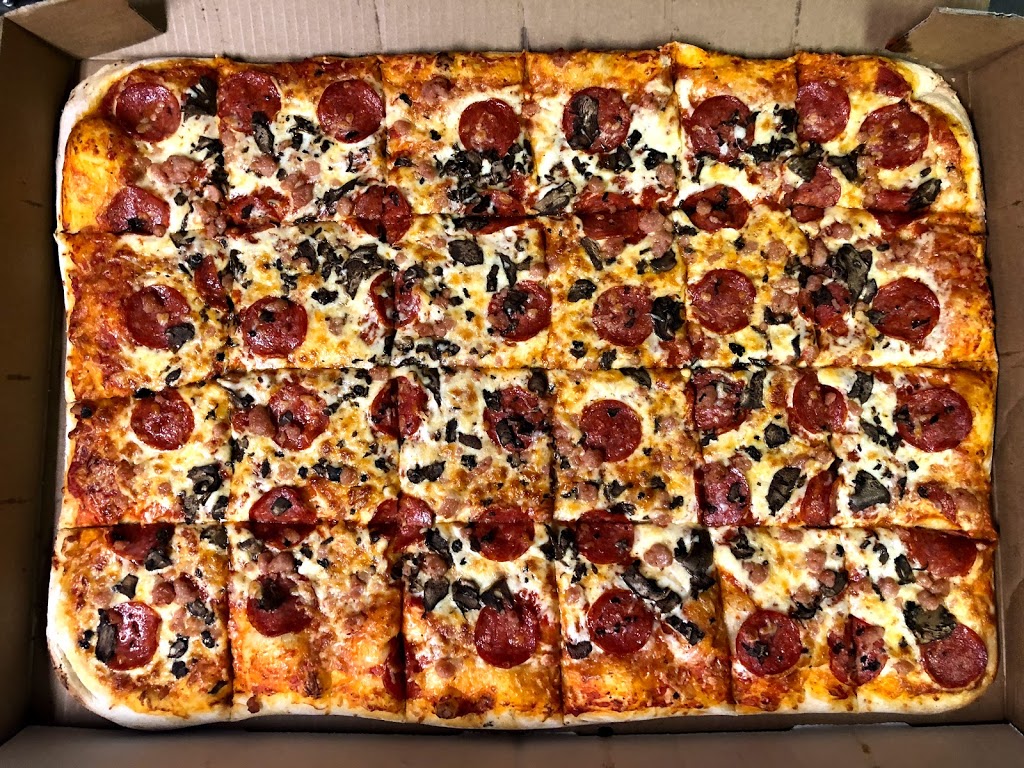 Pepes Purple Pig Pizzeria | 142 Main St N, Rockwood, ON N0B 2K0, Canada | Phone: (519) 856-2020