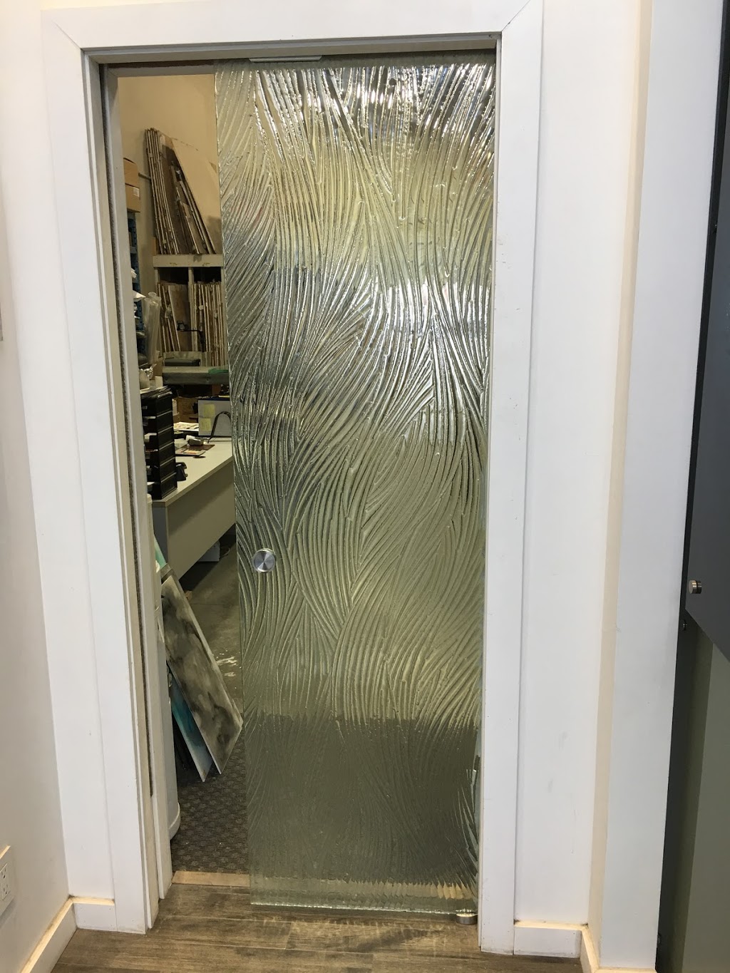 Studio G3 Glass Graphic Group Ltd | 1225 Kingsway Ave #3108, Port Coquitlam, BC V3C 1S2, Canada | Phone: (604) 552-0017