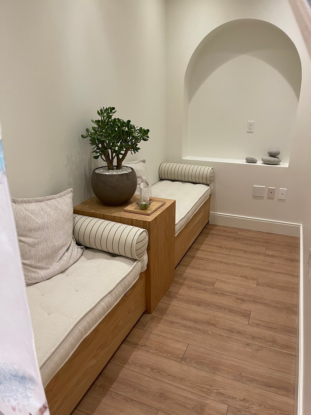 Eclat Skin Care Aesthetics | 6345 West Blvd, Vancouver, BC V6M 0C1, Canada | Phone: (604) 564-9099