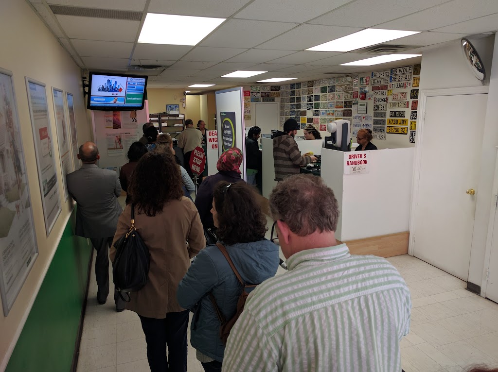 ServiceOntario | 846 Dundas St W, Toronto, ON M6J 1V5, Canada | Phone: (416) 929-8549