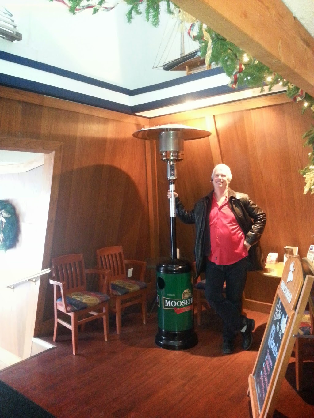 The Quarterdeck Restaurant | 67 Juneau Rd, Victoria Harbour, ON L0K 2A0, Canada | Phone: (705) 534-1211