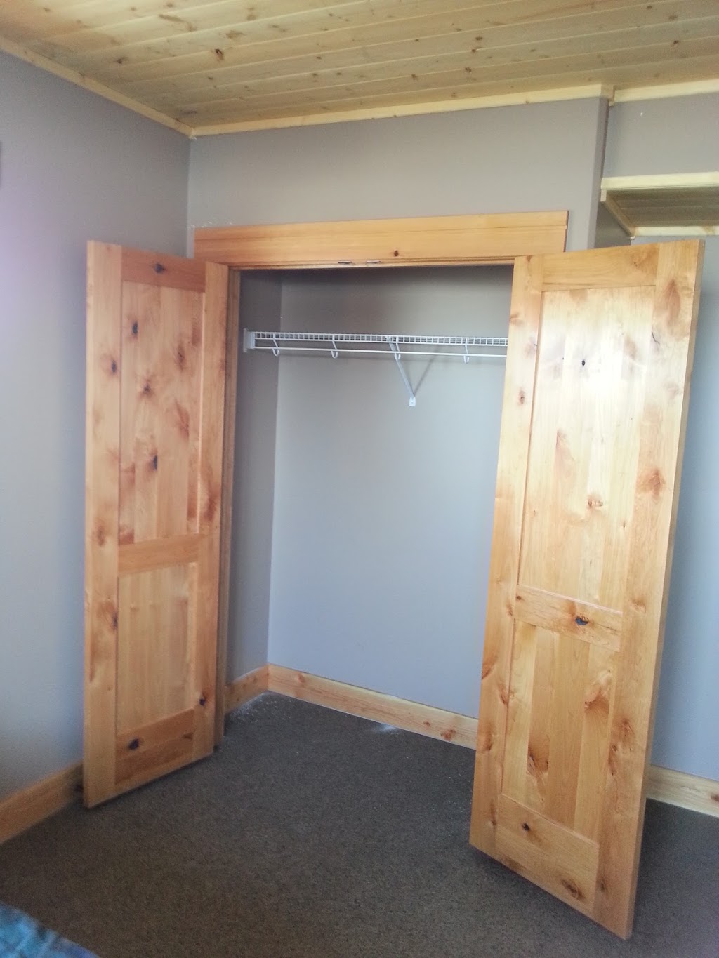 Bobs Pizza And Discount Engineering | Peace River Dr, Devon, AB T9G 1N4, Canada | Phone: (780) 700-3303