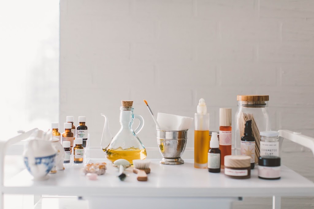 Seed Holistic Spa | 38 Pine St, Collingwood, ON L9Y 2N7, Canada | Phone: (705) 445-1454