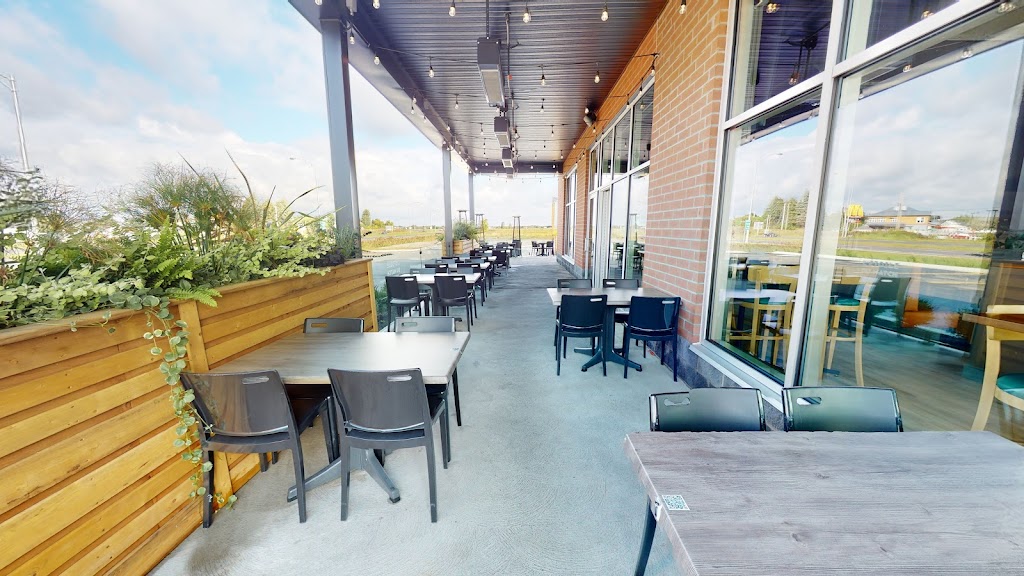 LÉtoile Du Match - Resto-Bar Sportif | 1629 QC-132 Local 1, Varennes, QC J3X 1P7, Canada | Phone: (450) 929-9991