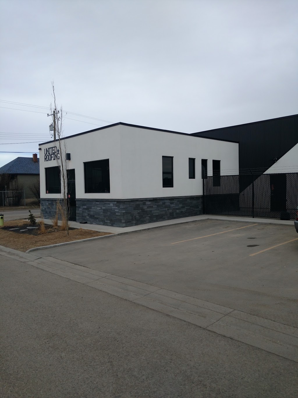 United Roofing Inc. | 4004 14 St SE, Calgary, AB T2G 3K5, Canada | Phone: (403) 870-2753