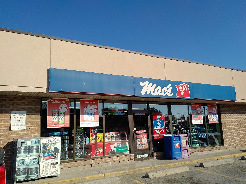 Macs | 21 Ontario St N, Grand Bend, ON N0M 1T0, Canada | Phone: (519) 238-5664